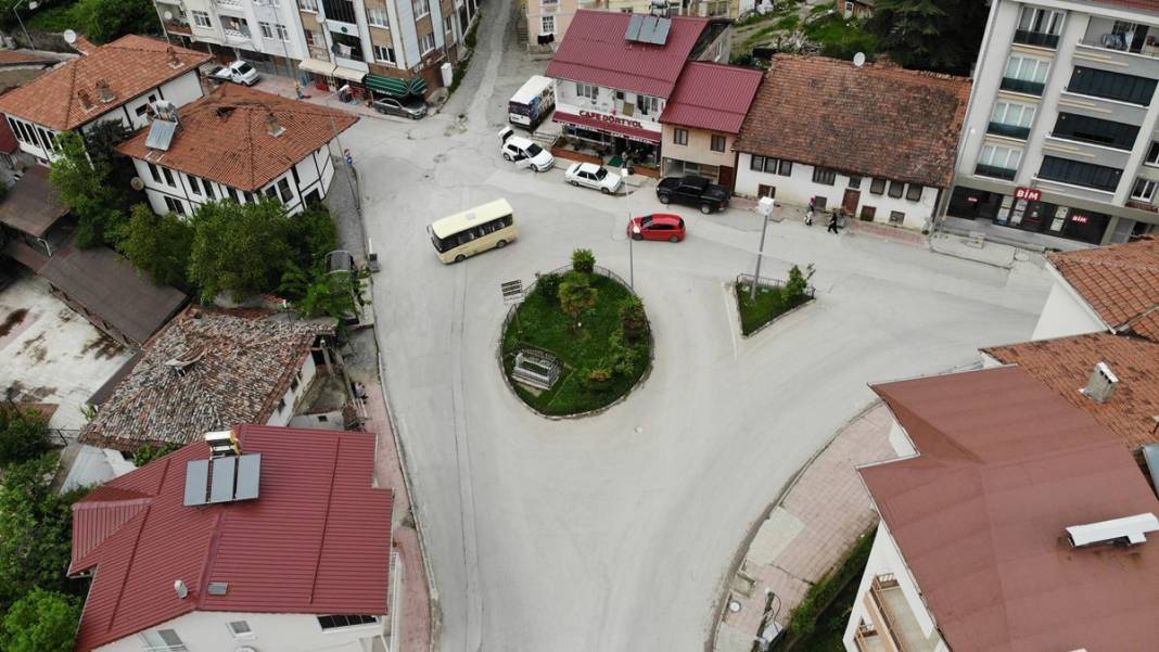 Bu mezara kimse dokunamıyor! Yol çalışmasında iş makinelerini bozan mezarın gizemi çözülemedi... 2